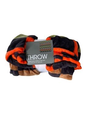 Target Patterned Throw Blanket - Black, Orange, Brown, Green NWT
